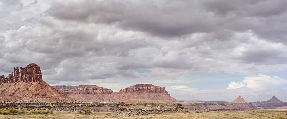 Stormy skies over Indian Creek and North and South Six-Shooter outside Moab, Utah