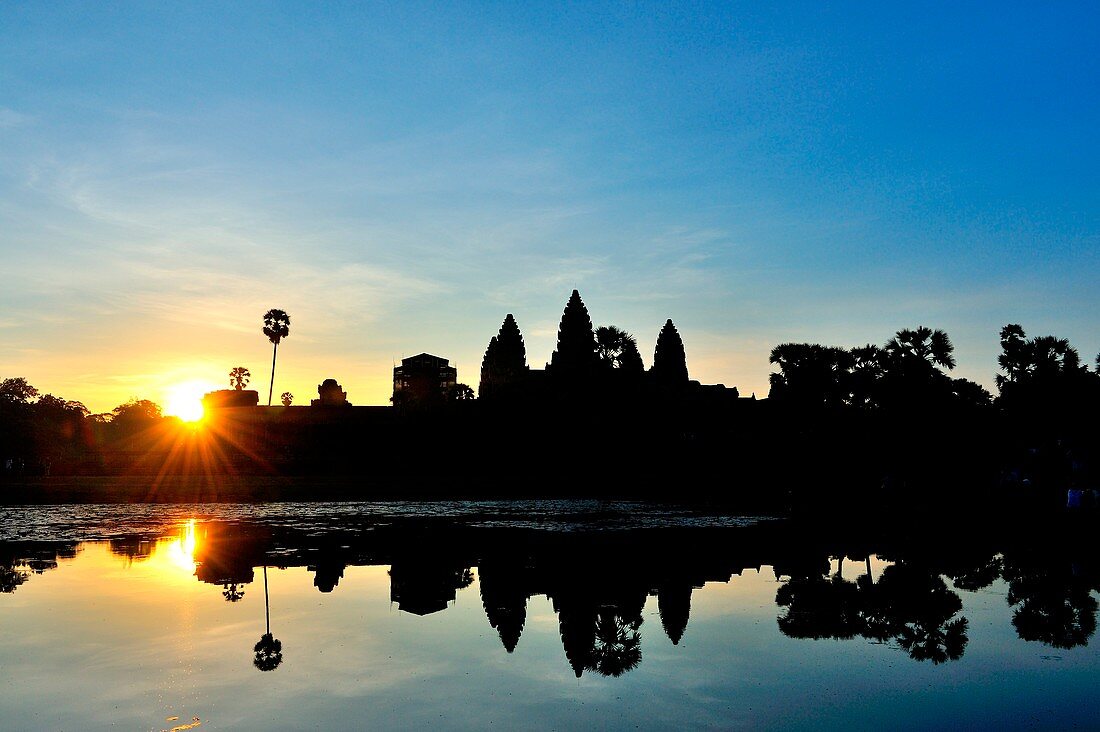 Cambodia, Siem Reap, Angkor Wat temple at sunrise