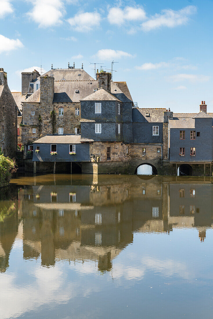 Die bewohnte Rohan-Brücke am Fluss Elorn, Landerneau, Finistère, Bretagne, Frankreich