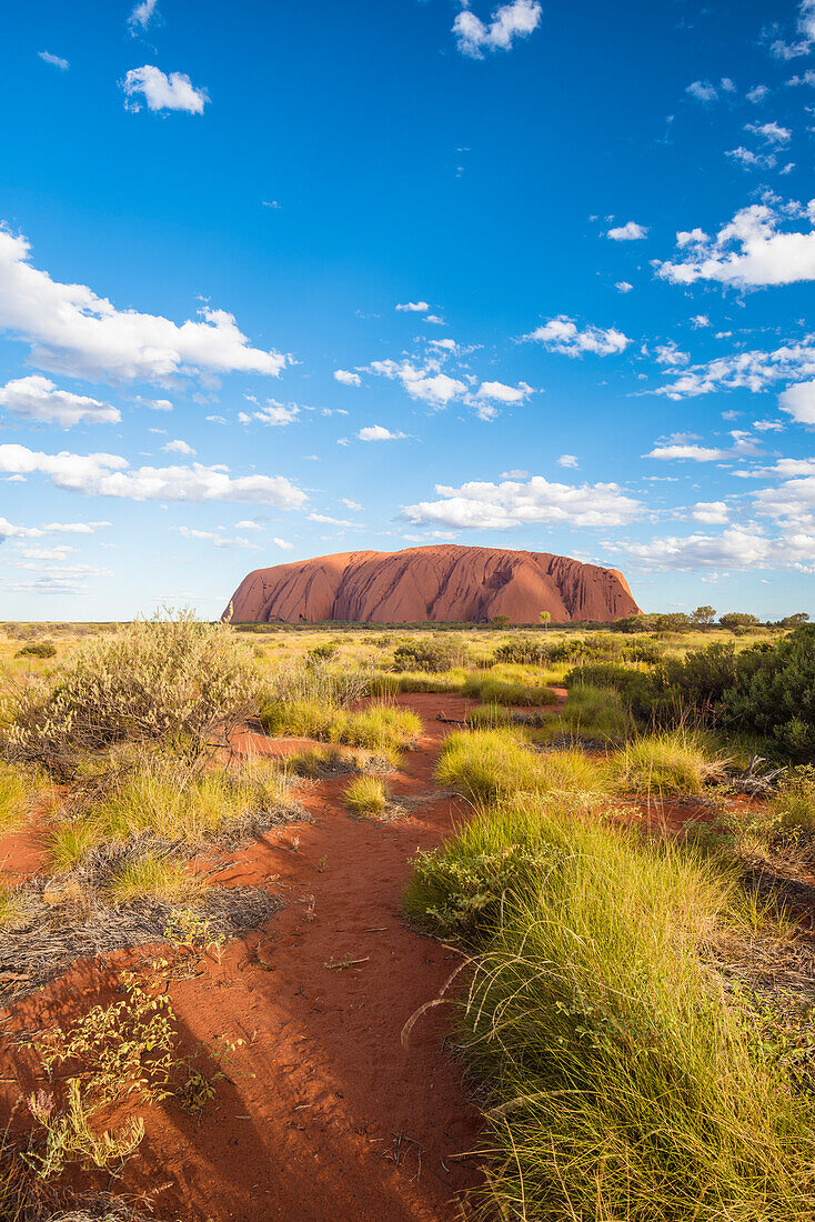 Uluru (Ayers-Felsen), Uluru-Kata Tjuta Nationalpark, Nordterritorium, Zentralaustralien, Australien