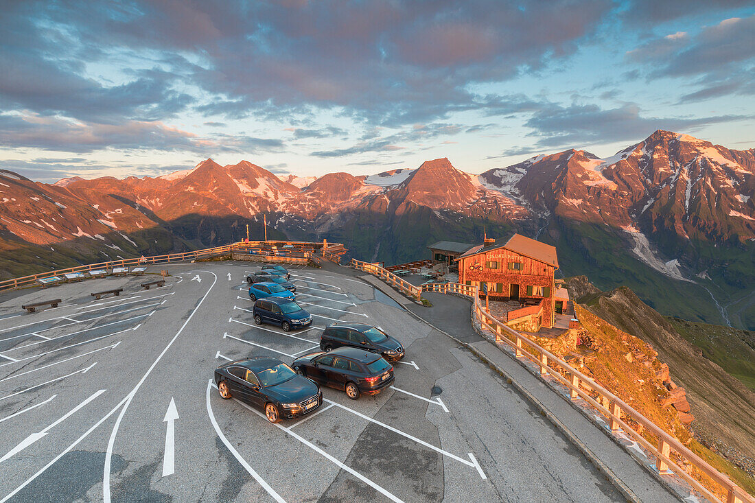 Grossglockner hig alpine road, the highest altitude, the car parking and the Edelweiss hut on the Edelweiss spitze, Fusch an der Grossglocknerstrasse, Austria