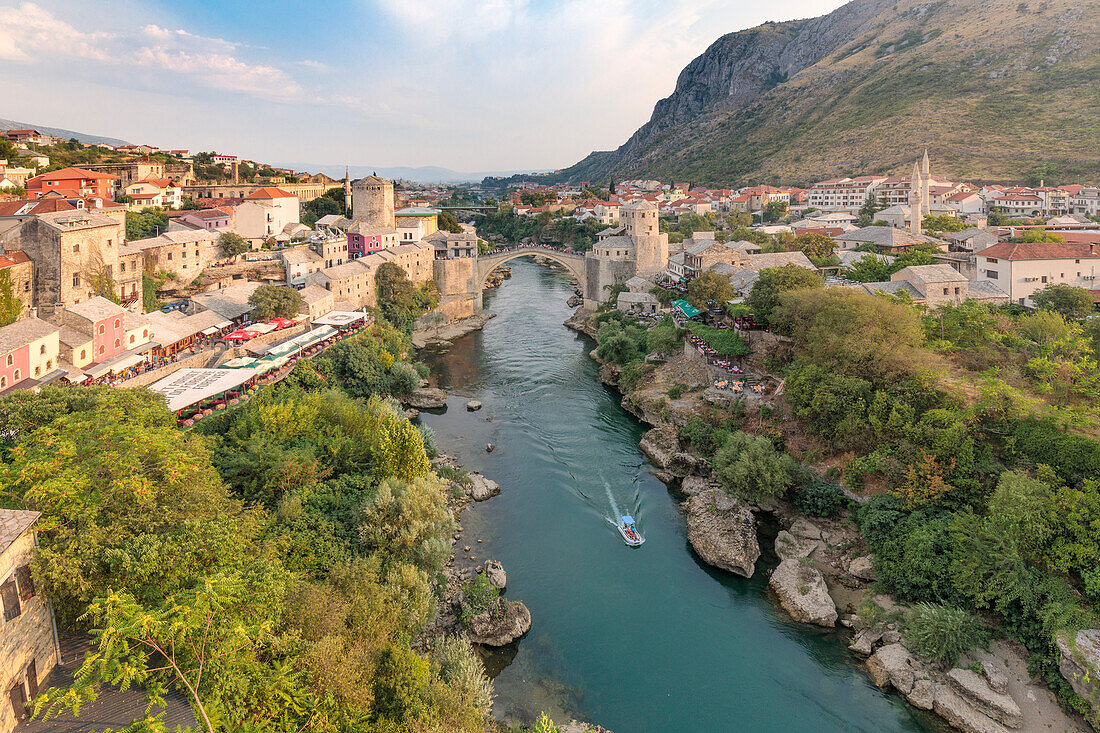 Elevated view of the Neretva river crossed by the Old Bridge (Stari Most) in Mostar old town, Federation of Bosnia and Herzegovina