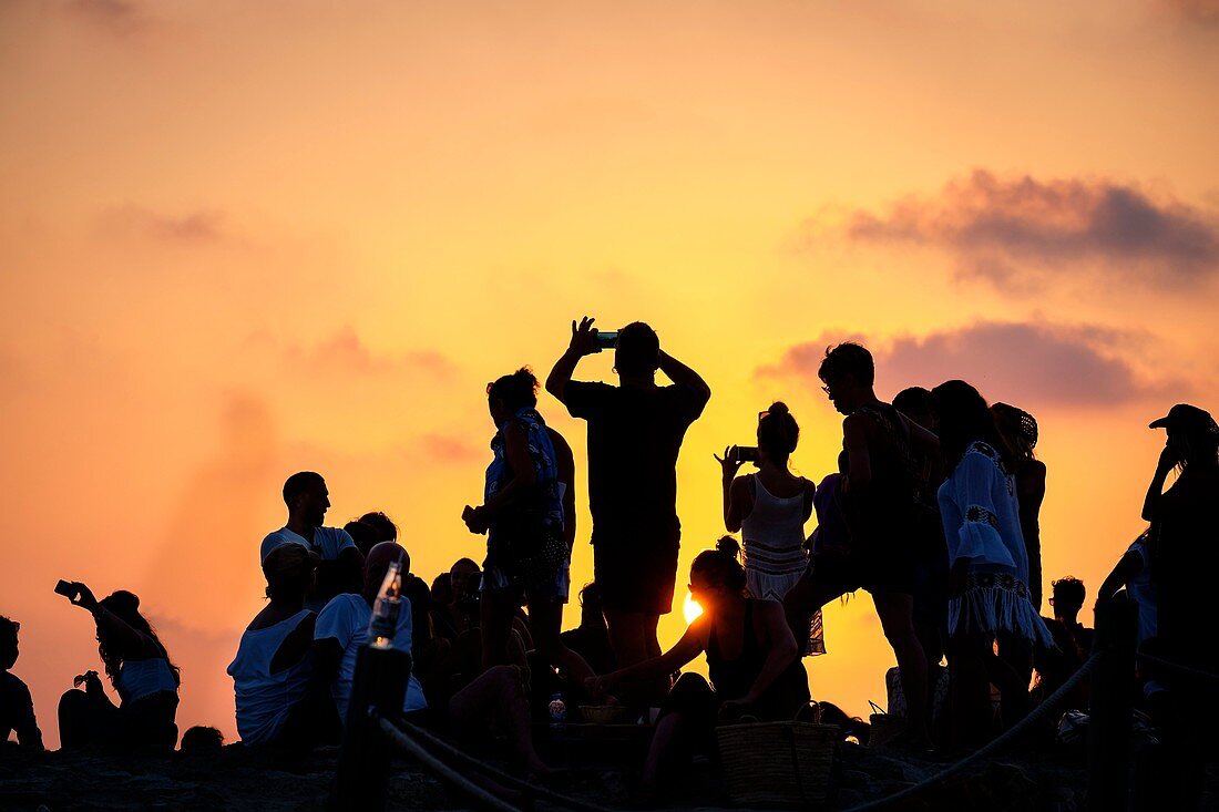 Sunset, El Pirata Bus, Playa de Migjorn, Formentera, Balearic Islands, Spain.