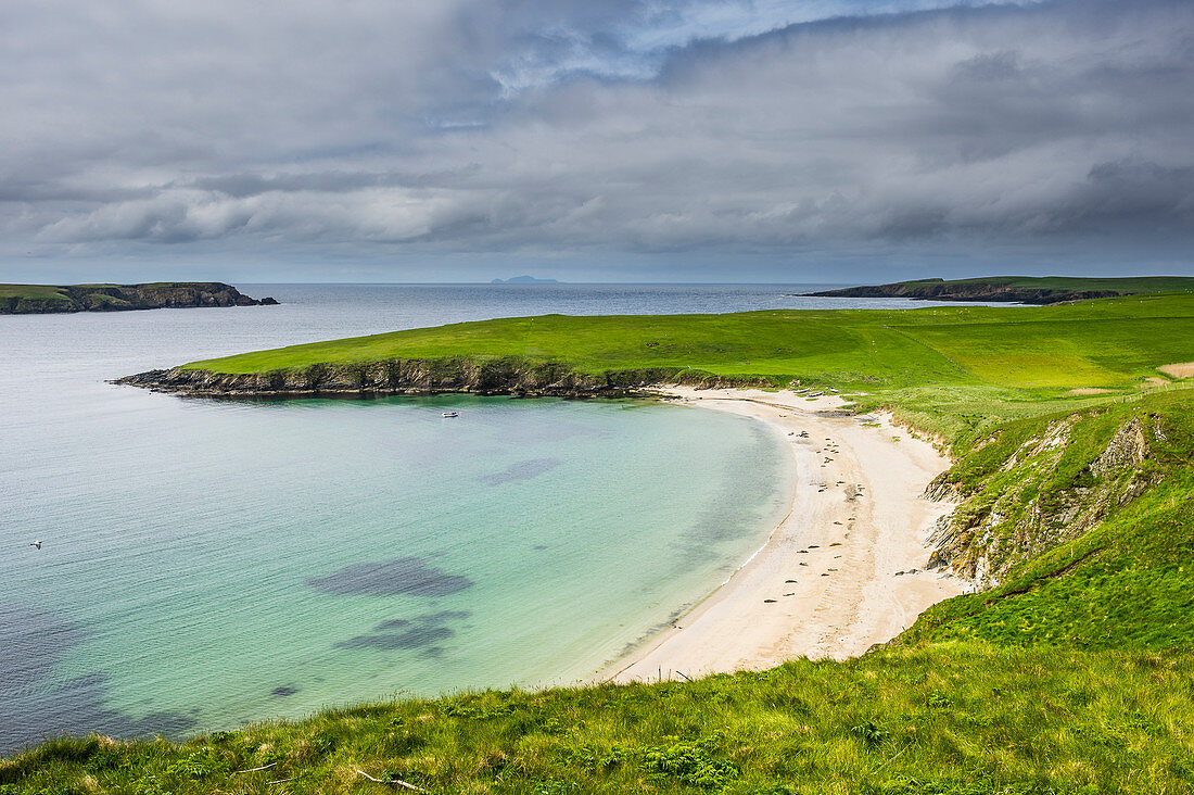 White sand beach near Scousburgh, Shetland Islands, Scotland, United Kingdom, Europe