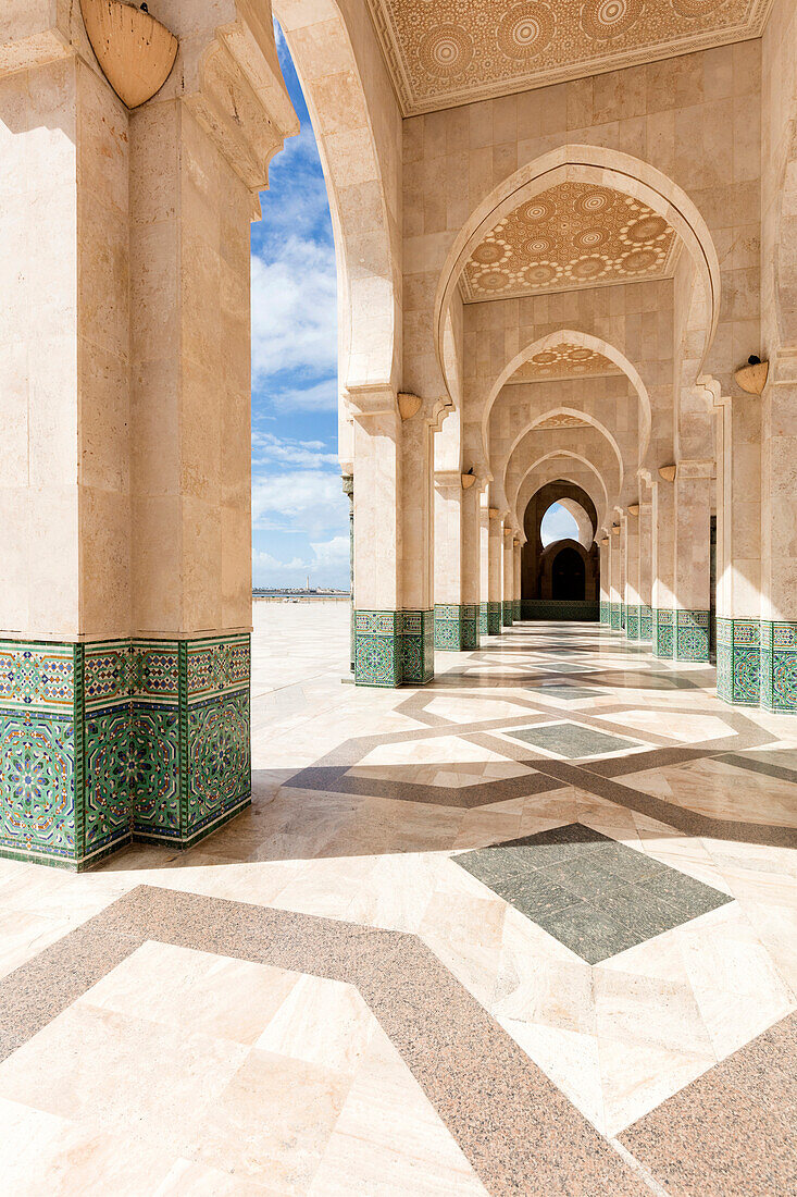 Arches and columns, part of the Hassan II Mosque ,Grande Mosquee Hassan II, Casablanca, Morocco, North Africa, Africa