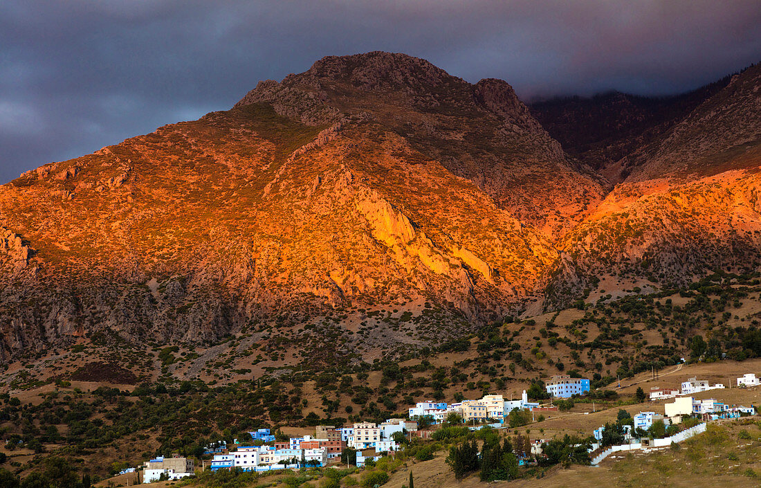 Mountains bathed in evening light, near Chefchaouen ,Chaouen, Morocco, North Africa, Africa