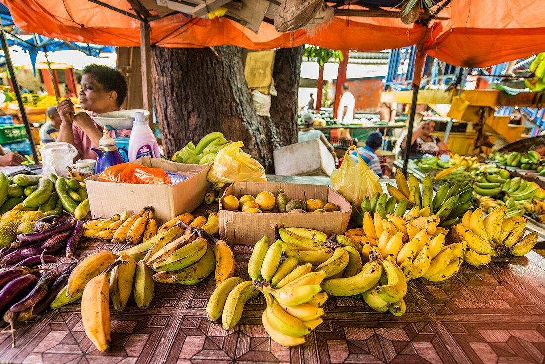 Gemüse und Obst im Sir Selwyn Selwyn-Clarke Markt, Victoria, Mahe, Republik Seychellen, Indischer Ozean, Afrika