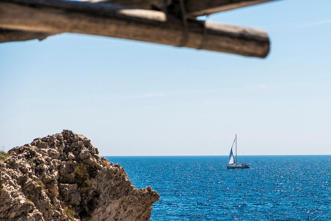 La Fontelina with view to the Faraglioni at Capri, island Capri, Golf of Napoli, Italy