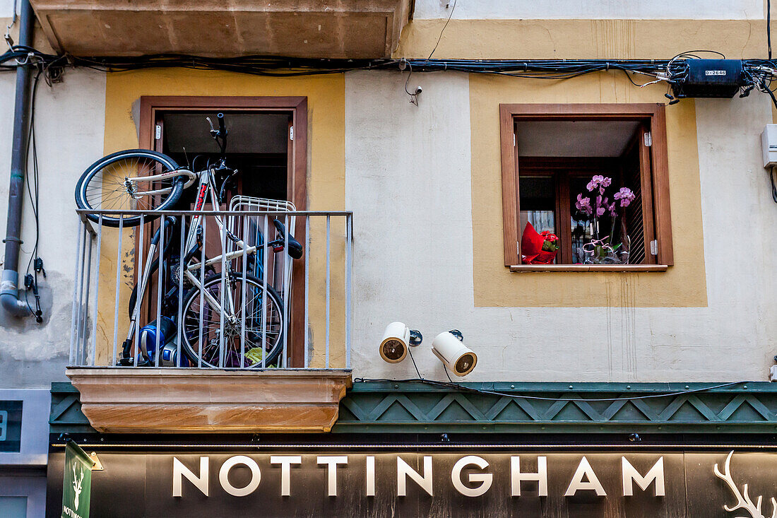 ' Bicycle on the balcony in the old city of Palma, Palma de Mallorca; Balearic Islands; Spain; Europe'
