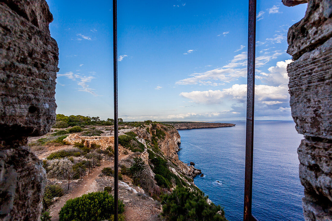 Alte Turm von Cap Blanc ‘Torre vigia de Cap Blanc’, Mallorca, Balearische Inseln, Spanien