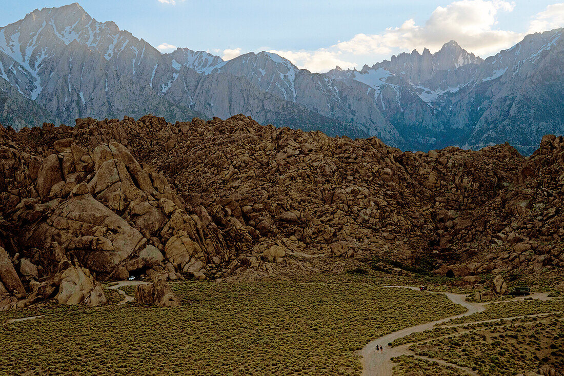 Blick auf die südliche Sierra von Alabama Hills, Kalifornien, USA