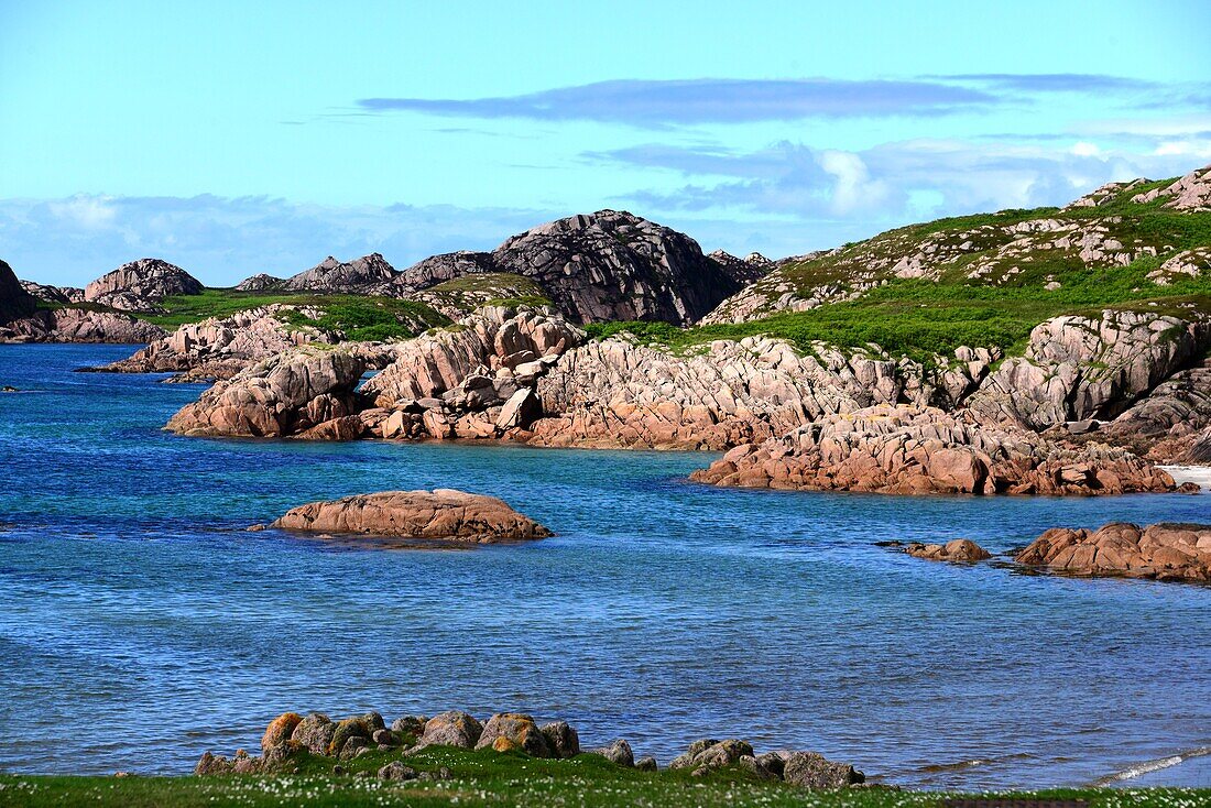 Felsen am Loch Scridain, Südteil der Insel Mull, Schottland