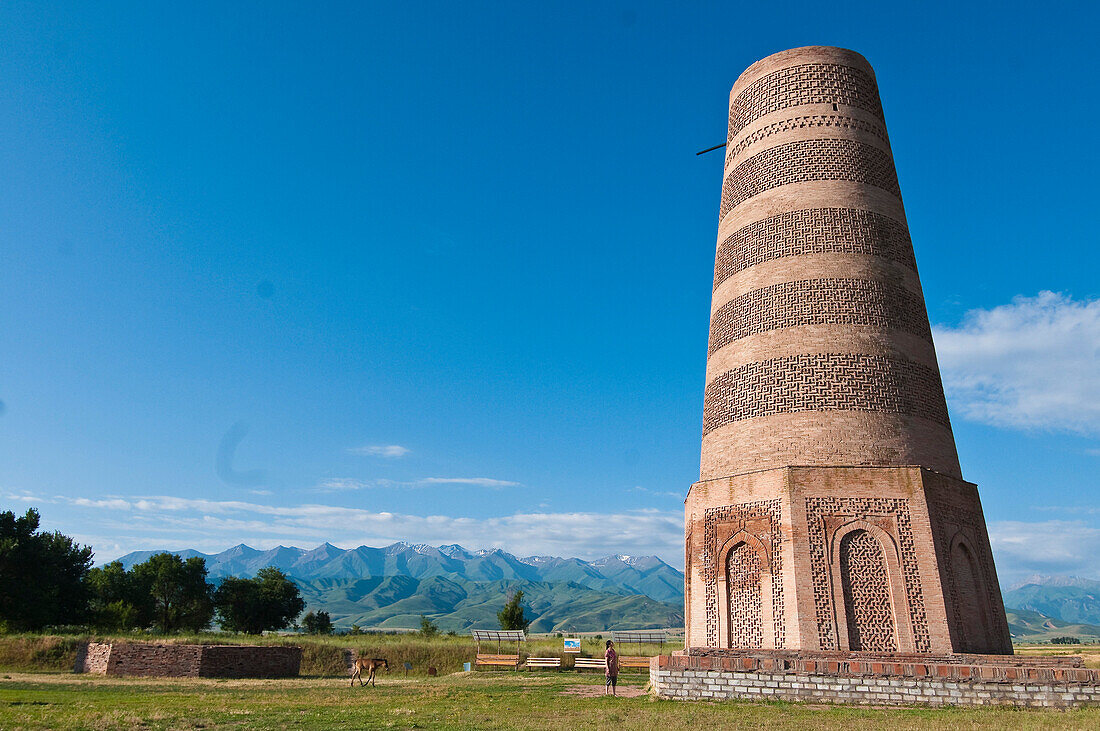 Central Asia, Kyrgyzstan, Chuy province, Burana Tower (11th), archeological site, minaret, remains of the ancient city of Balasagyn