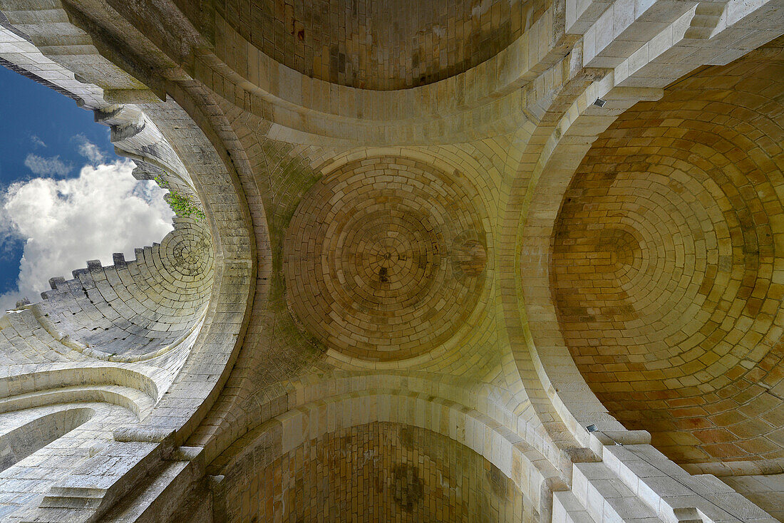 France, Dordogne, ruined ceiling of Boschaud Abbey