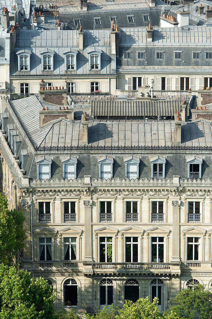 France. Paris 16th district. Place de l'Etoile. Buildings between rue Lauriston and avenue Foch