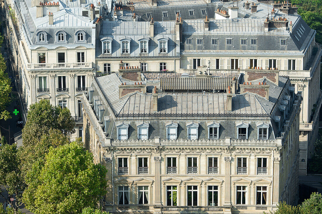 France. Paris 16th district. Place de l'Etoile. Buildings between rue Lauriston and avenue Foch