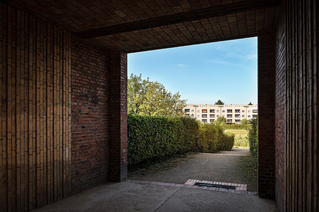 UNESCO World Heritage Social Housing in Berlin’s outskirts, view at courtyard of horseshoe settlement, Berlin, Germany