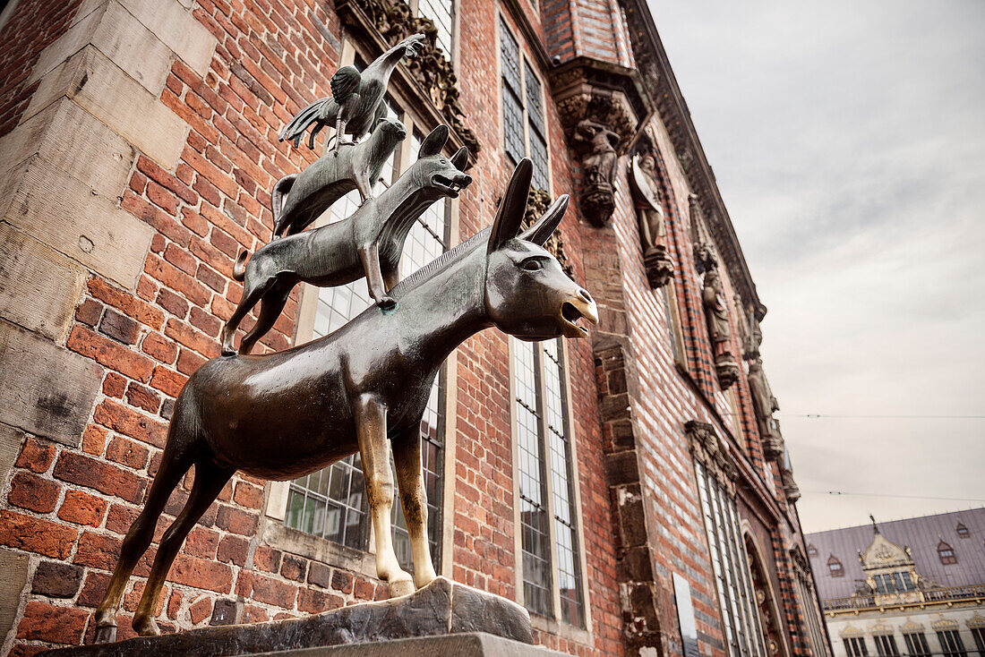 UNESCO Welterbe Bremer Rathaus und Roland Statue, Bremer Stadtmusikanten, Hansestadt Bremen, Deutschland