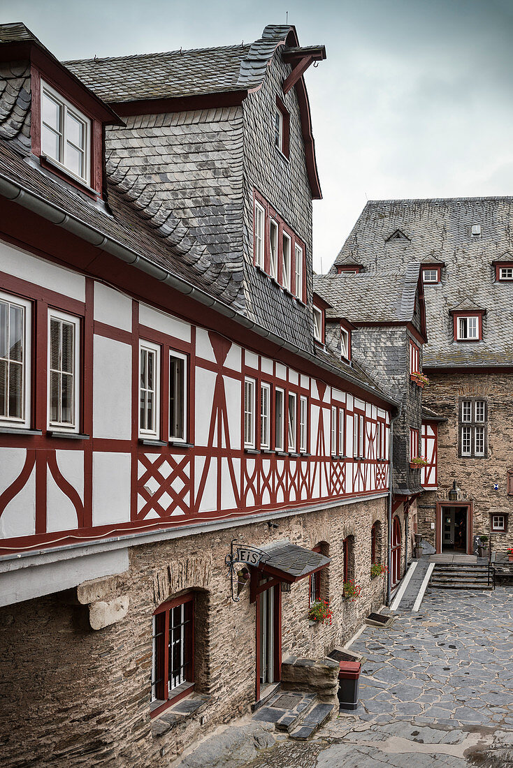 UNESCO World Heritage Upper Rhine Valley, Stahleck castle courtyard, Rhineland-Palatinate, Germany