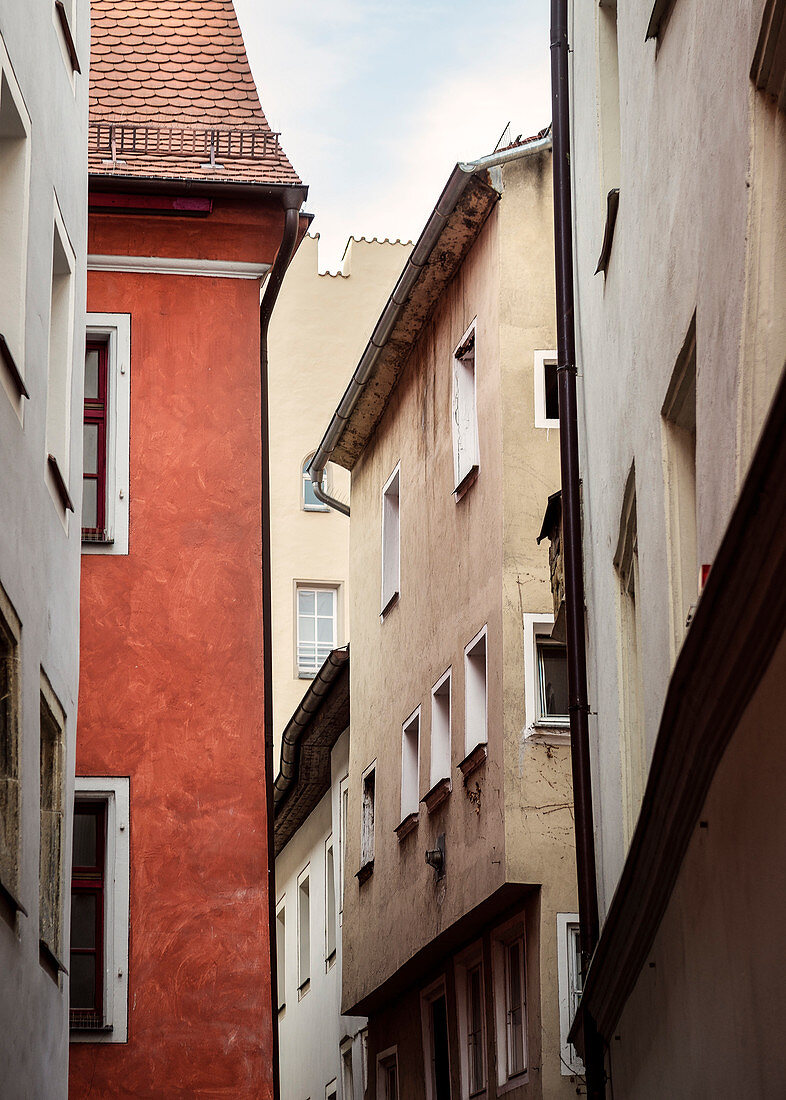 UNESCO World Heritage Old Town of Regensburg, alley in the old town, Bavaria, Germany