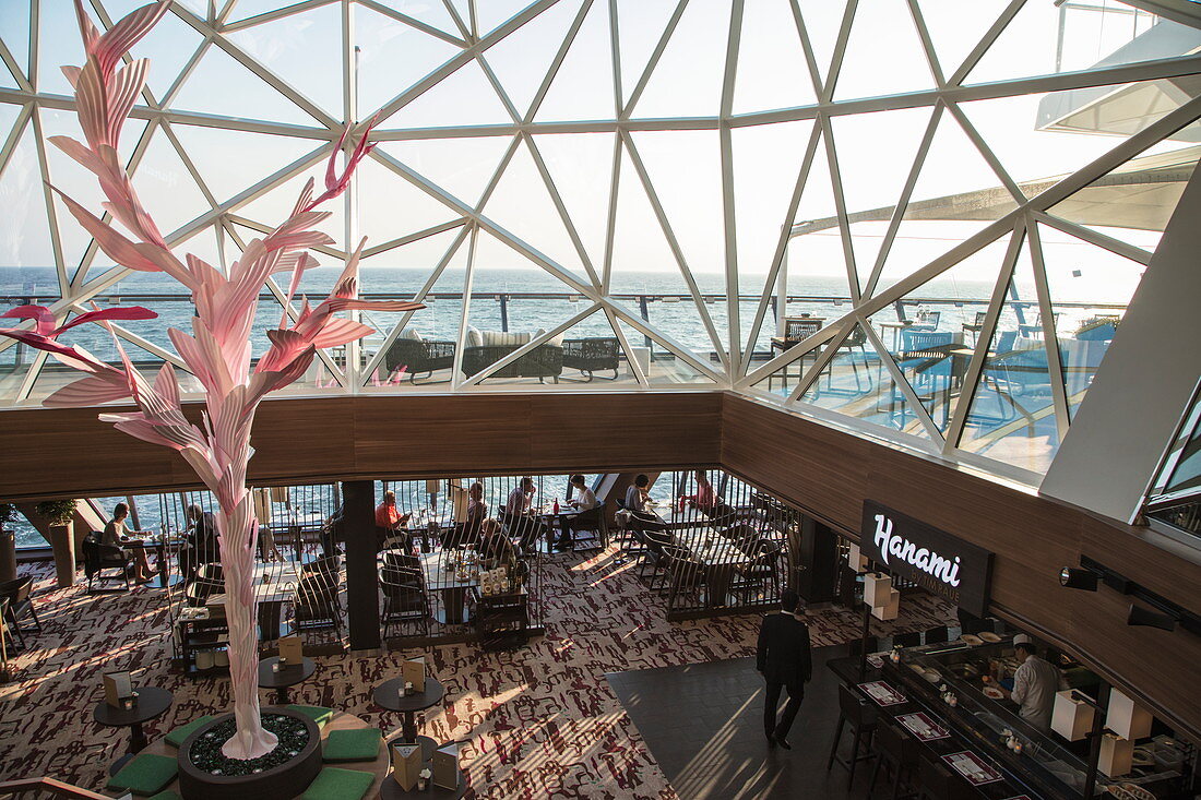 Diamant bar and restaurant area aboard cruise ship Mein Schiff 6 (TUI Cruises), Baltic Sea, near Denmark