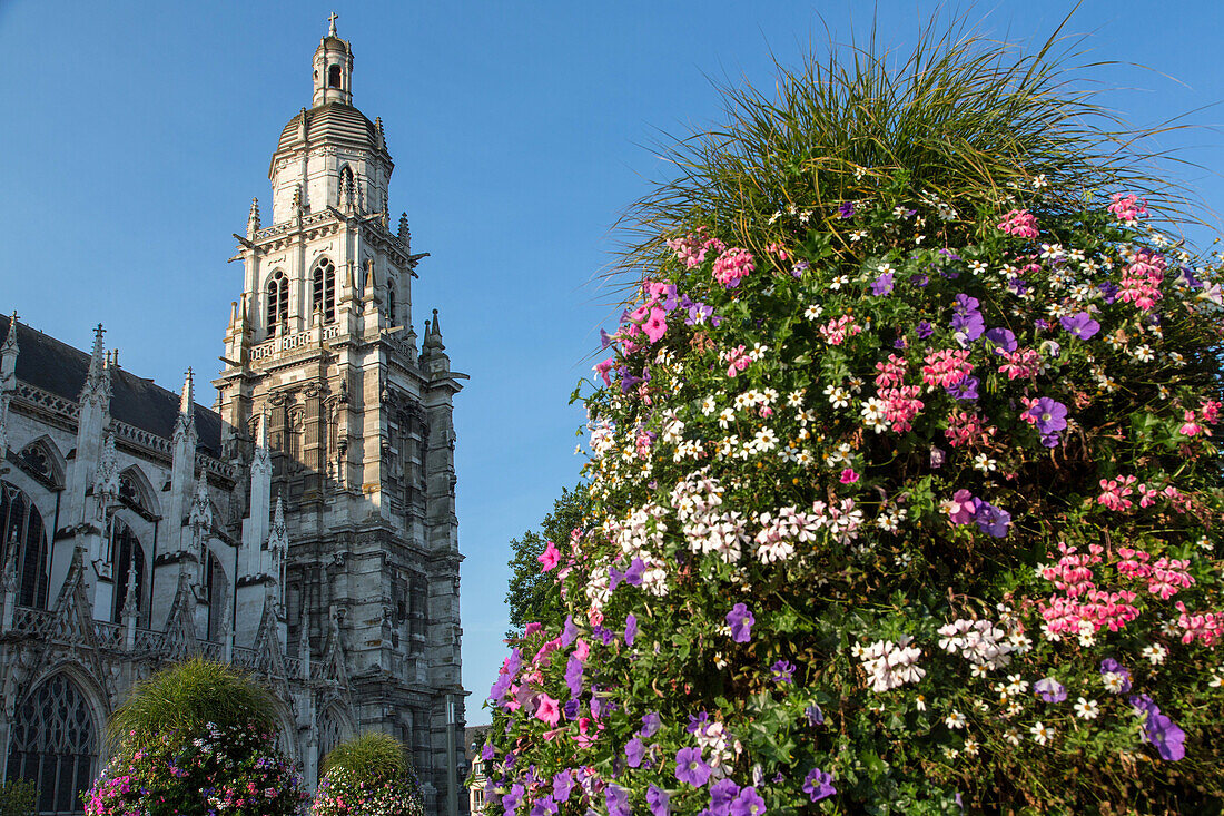 notre-dame cathedral, evreux (27), france