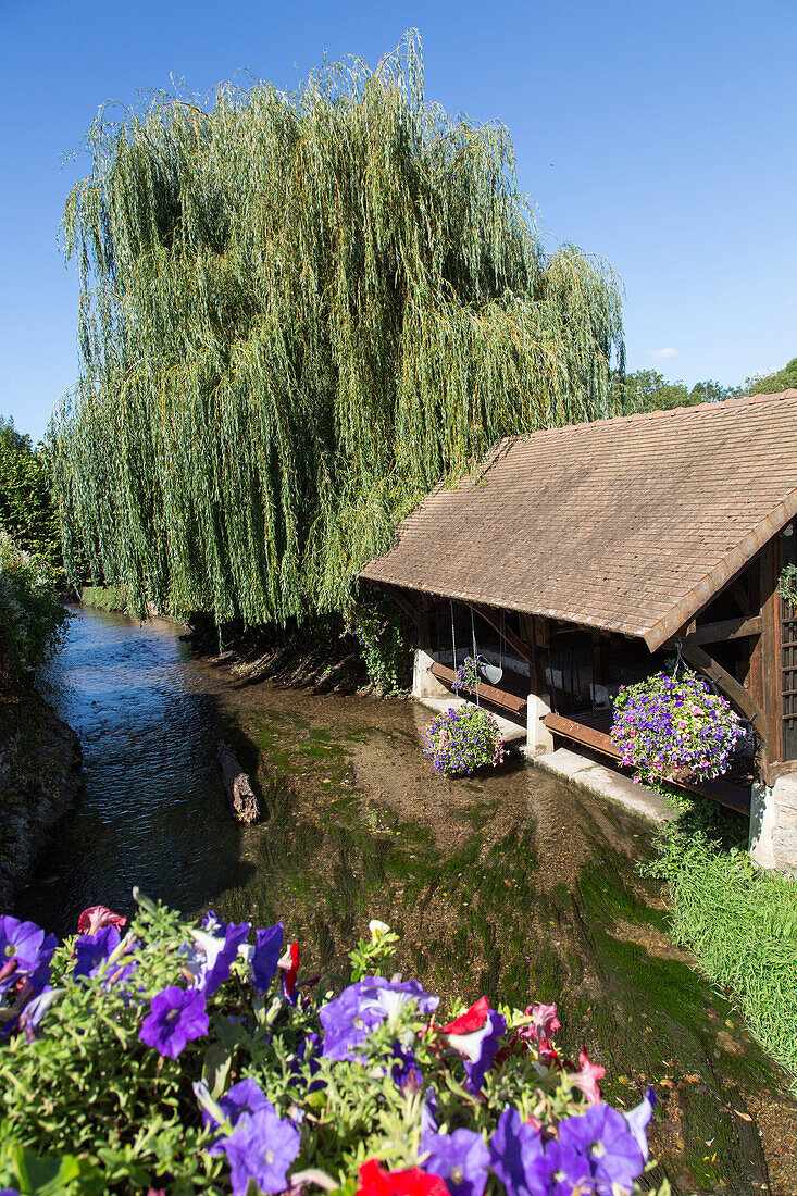 the bras-sagout washhouse on the banks of the eure, croisy-sur-eure (27), france