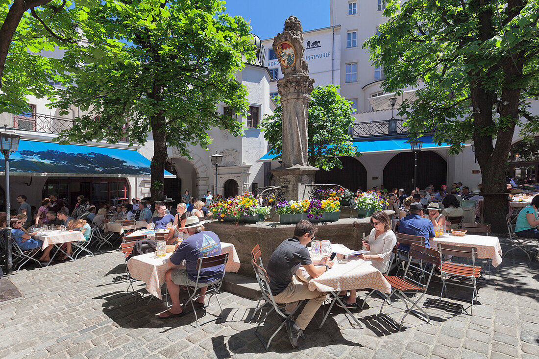 Beer Garden at Hofbraeuhaus, Munich, Bavaria, Germany, Europe