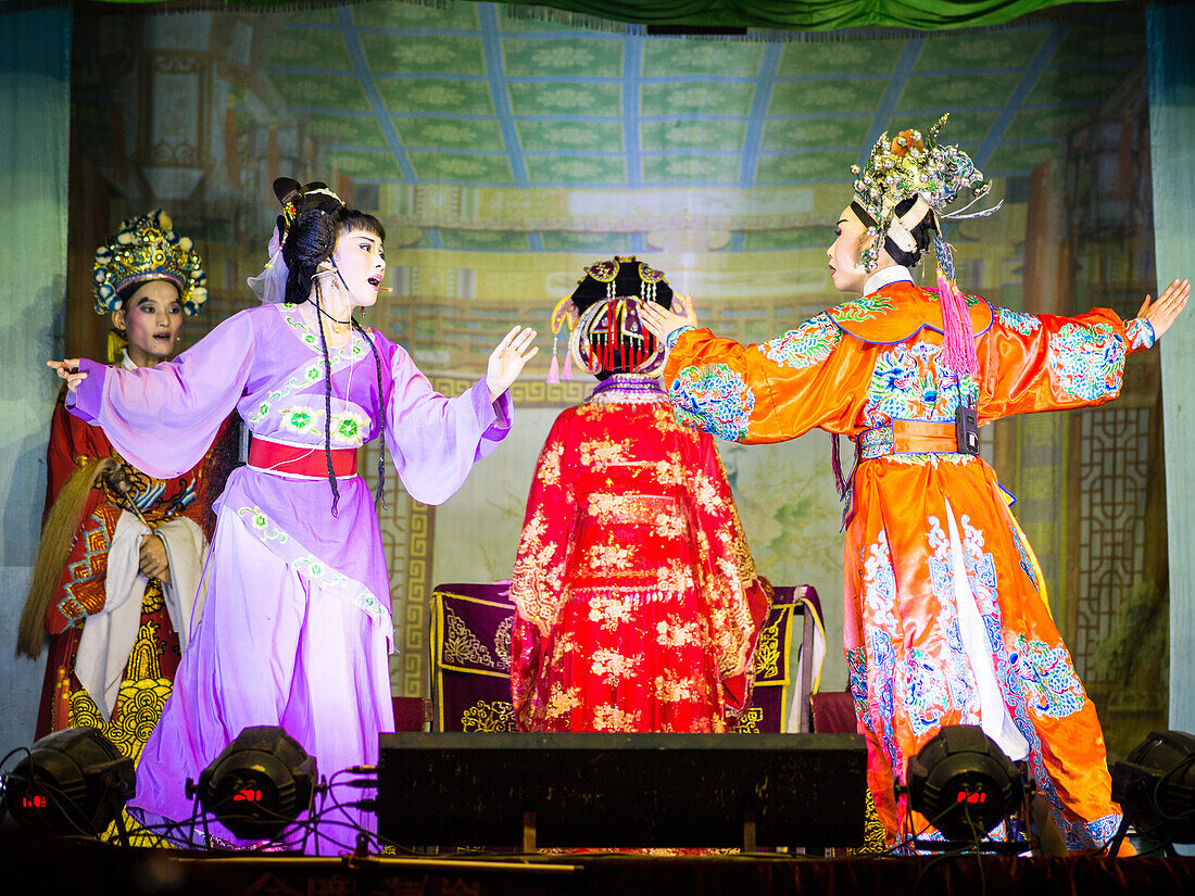 Chinese opera performers, Hungry Ghost Festival. Georgetown, Penang, Malaysia, Southeast Asia, Asia