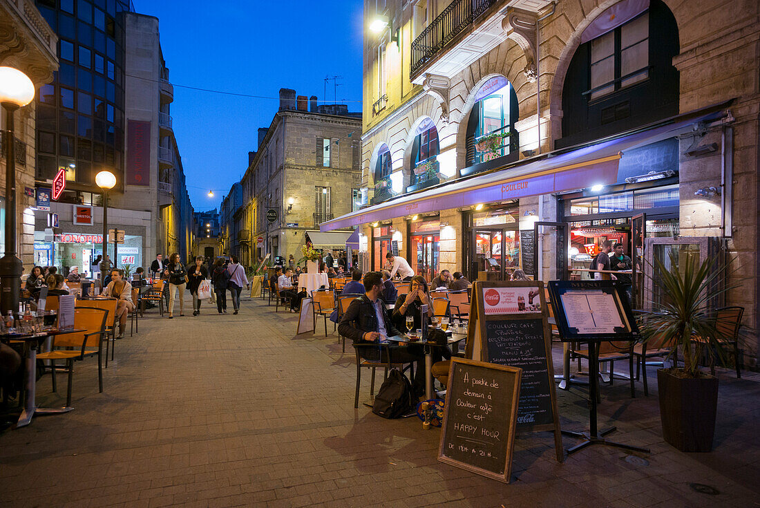 France, South-Western France, Bordeaux, Place Saint Projet, cafes