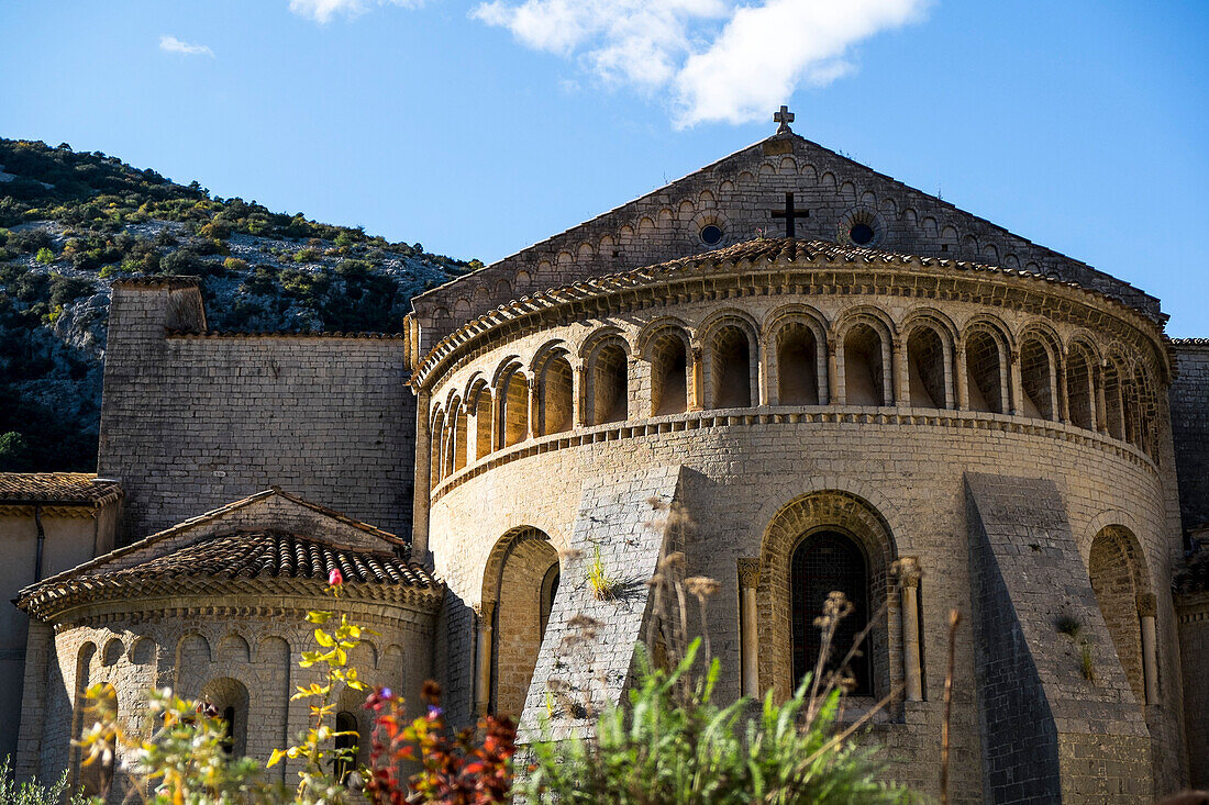 The abbey of Saint Guilhem Le Desert is … – Bild kaufen – 71189840 ...