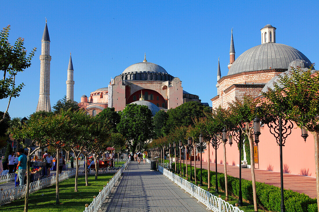 Turkey, Istanbul, municipality of Fatih, district of Sultanahmet, Aya Sofya basilica (Aya Sofya museum) and Hammam (Ayasofya Hurrem Sultan Hamam)