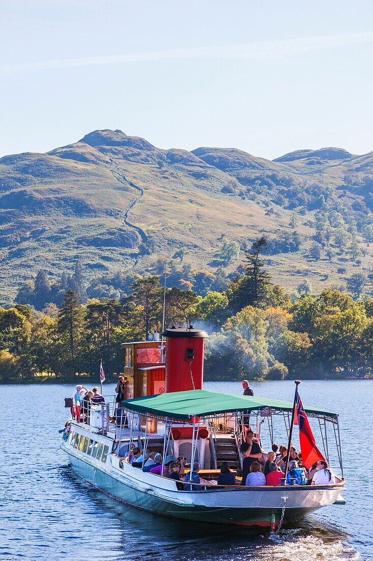 England, Cumbria, Lake District, Ullswater, Excursion Steamboat
