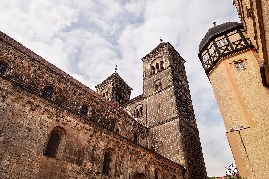 UNESCO Welterbe Fachwerkstadt Quedlinburg, Quedlinburger Schloss und Stiftskirche St. Servatii mit Stiftsgebäuden auf dem Schlossberg, Altstadt, Sachsen-Anhalt, Deutschland