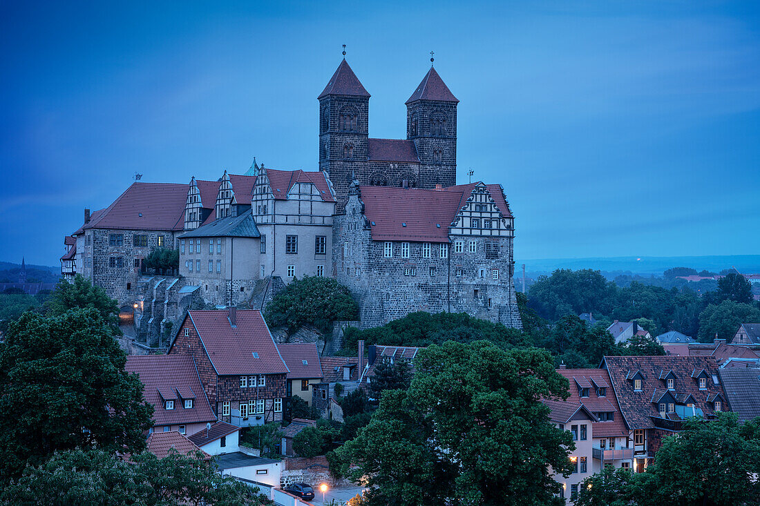 UNESCO World Heritage framework town Quedlinburg, castle and collegiate church at castle hill, historic town center, Saxony-Anhalt, Germany