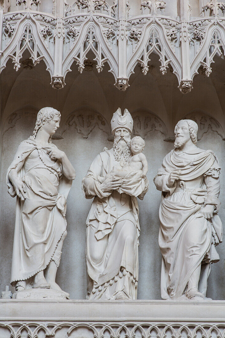 adoration of the magi, the renovated choir tower seen from the south ambulatory, notre-dame cathedral, chartres (28), france