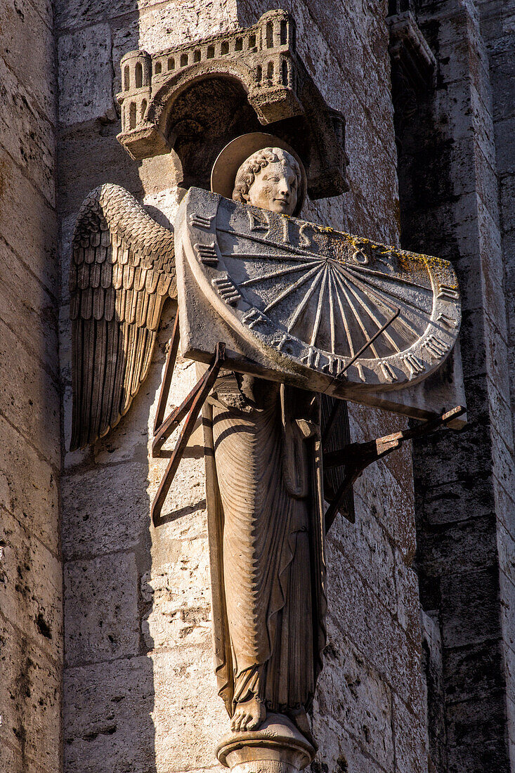 the angel with the sundial, notre-dame cathedral, chartres (28), france