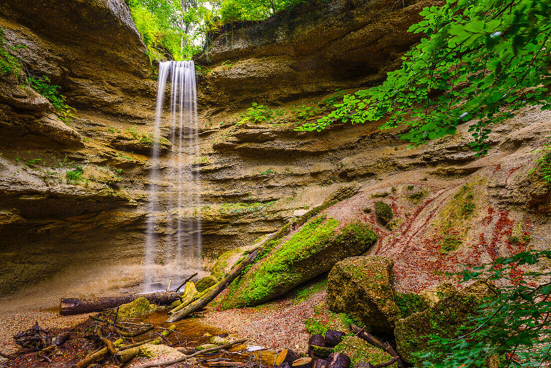 Wasserfall in der Pahler Schlucht, Fünfseenland, Bayern, Deutschland