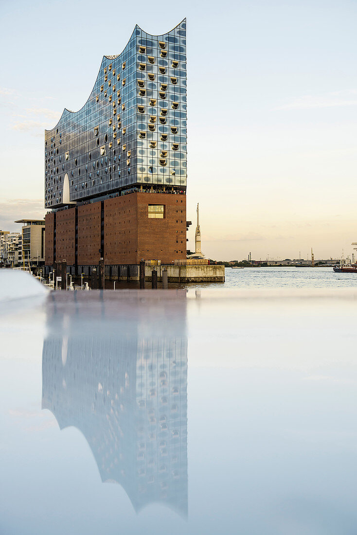 Elbphilharmonie, Architekten Herzog & De Meuron, Hafencity, Hamburg, Deutschland