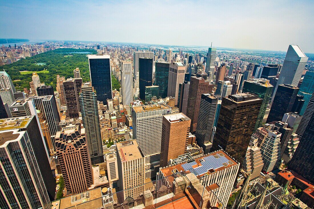 Cityscape of upper town Manhattan and Central Park from the Top of the Rock observation deck of Rockefeller Center, Manhattan, New York City, New York, USA