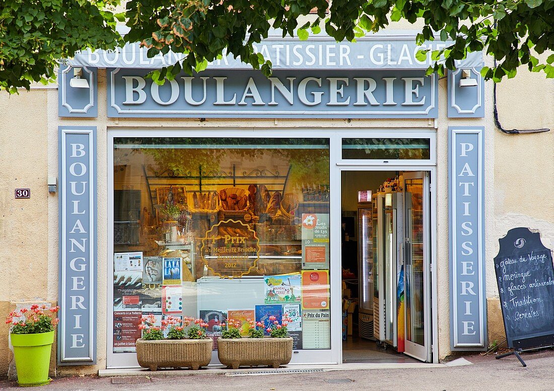 Cormatin, Saone-et-Loire Department, Burgundy Region, Maconnais Area, France, Europe