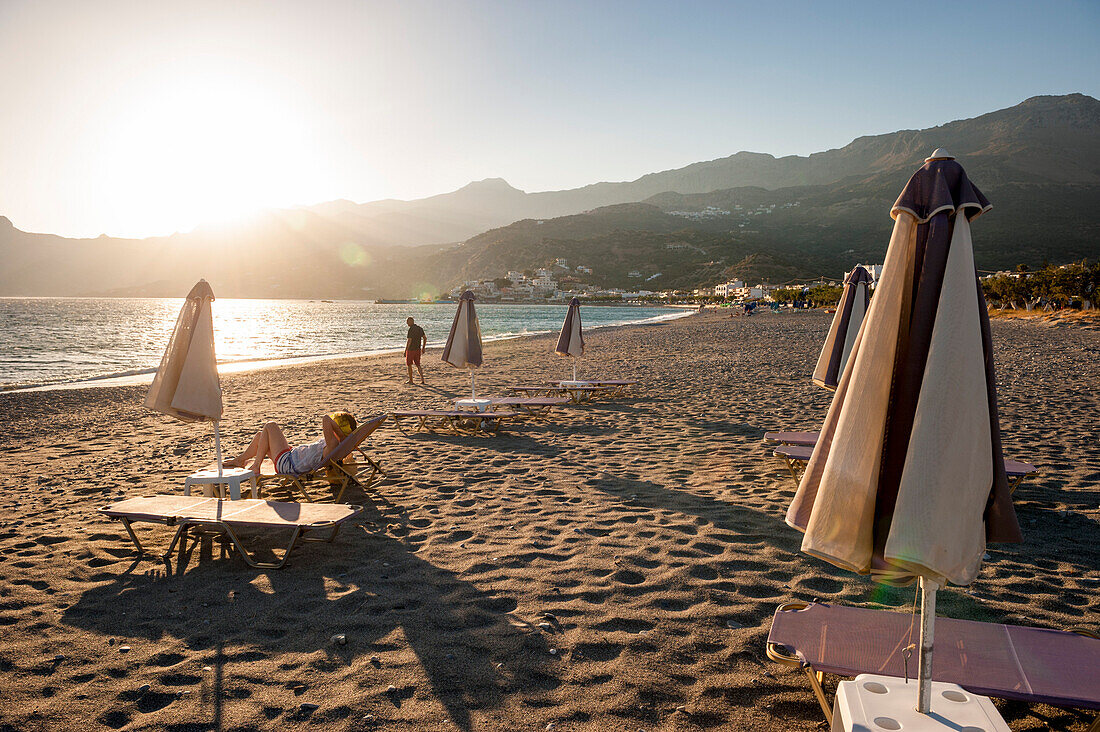 Strand am Abend, Sonnenuntergang, Bucht, Meer, Küste, Landschaft, Plakias, Kreta, Griechenland, Europa