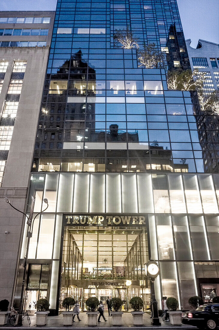 Trump Tower, golden entrance sign, fith avenue, New York City, United States of America