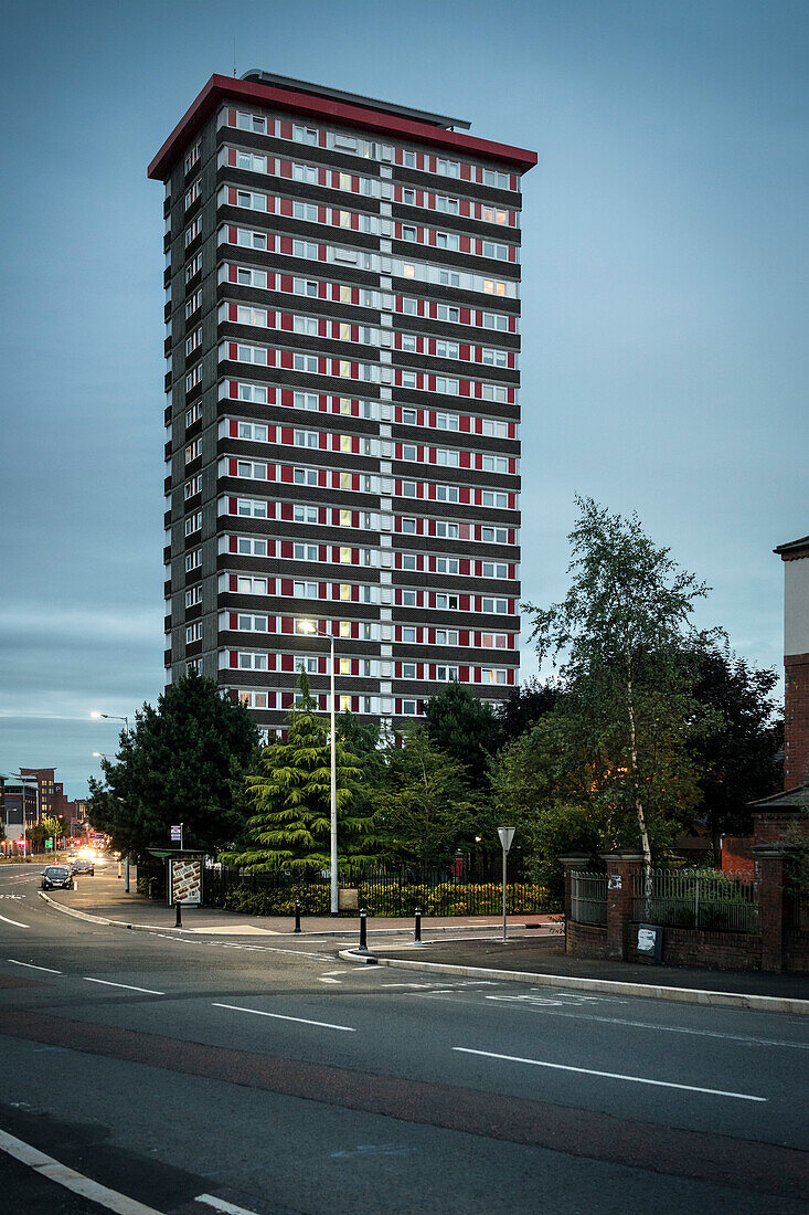 single tall building, Belfast, Northern Ireland, United Kingdom, Europe