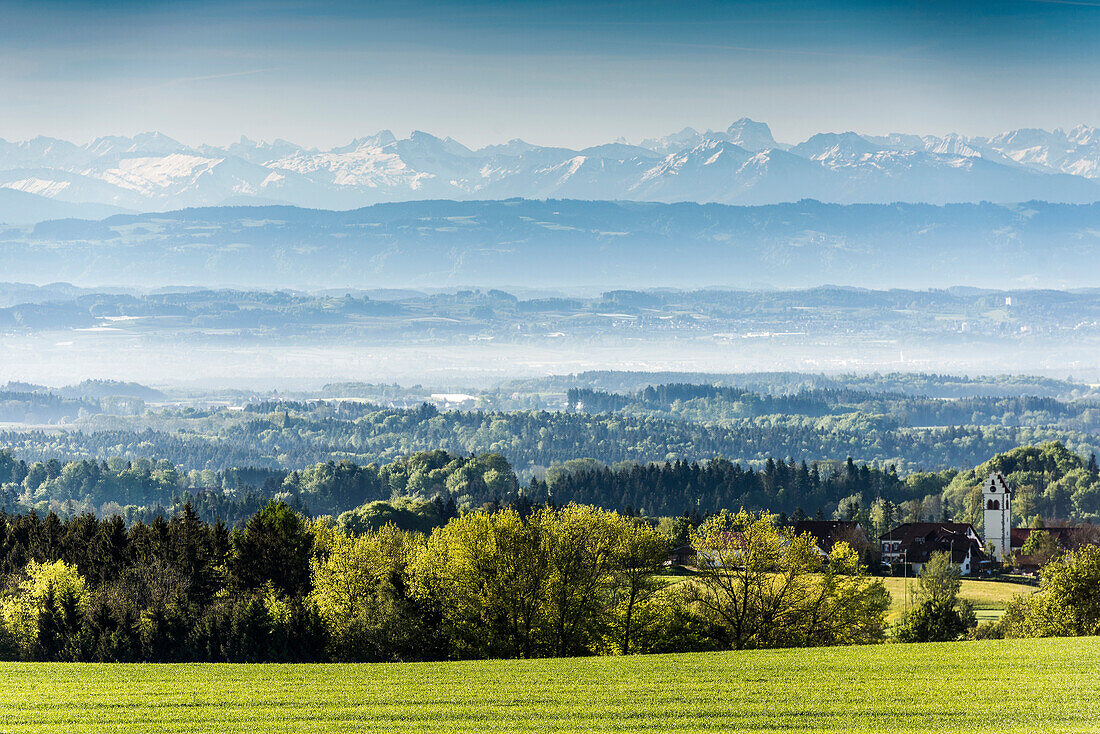 Ausblick vom Höchsten über Bodensee mit Schweizer Alpen, Linzgau, Bodensee, Oberschwaben, Baden-Württemberg, Deutschland