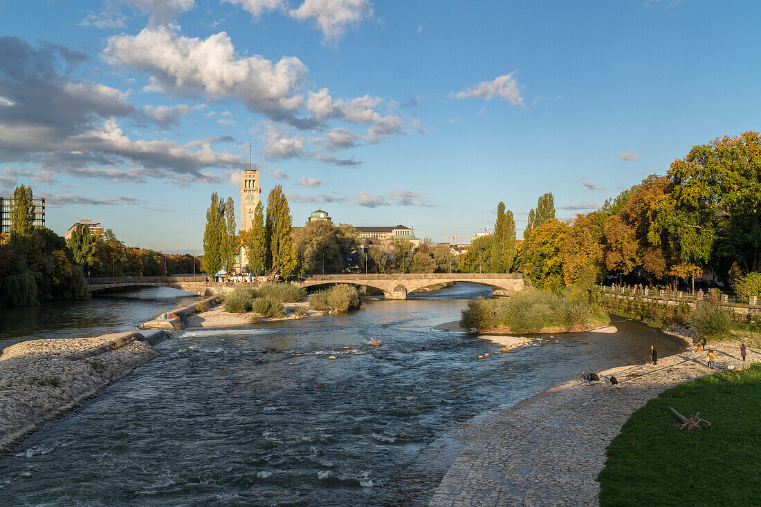 View from the Reichenbach bridge to the Isar meadows and the Deutsches Museum, northerly Direction , Munich, Upper Bavaria, Germany