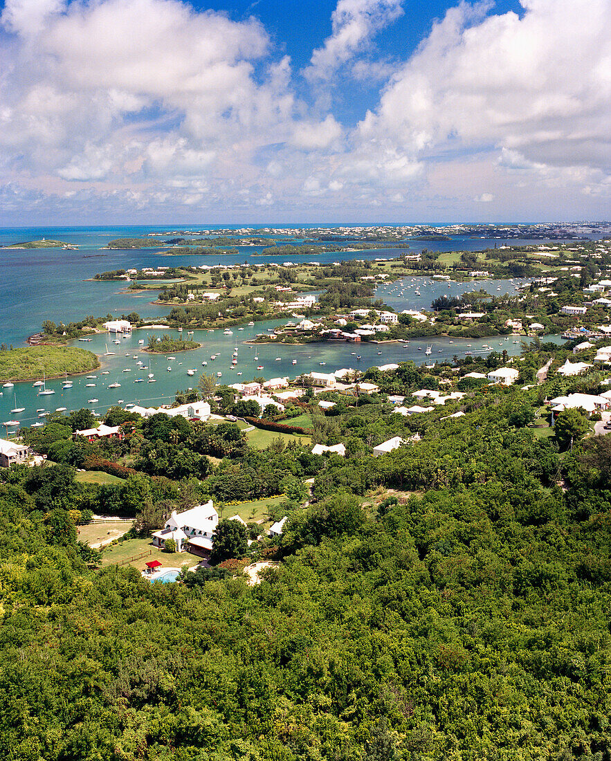 BERMUDA, Southampton Parish, elevated view of cityscape with sea from the top of the Gibbs Hill LIghthouse