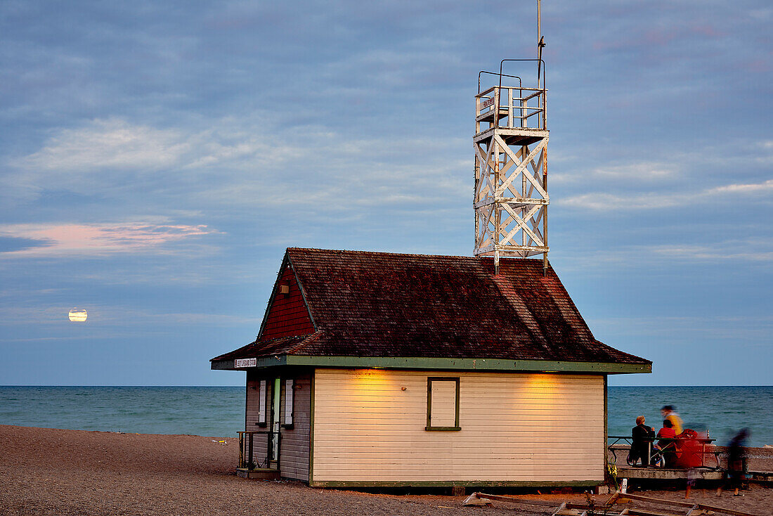 Lifeguard Station On Lake Ontario, The Beaches; Toronto, Ontario, Canada