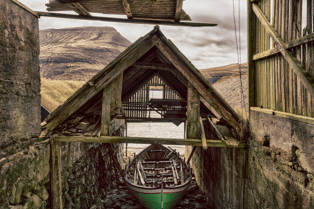 Altes Bootshaus in Bour, Vagar, Färöer Inseln, Dänemark