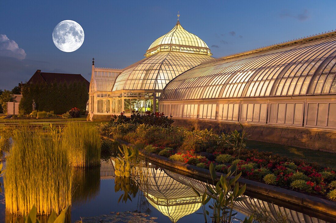 Phipps Conservatory and Botanical Gardens, Victorian style, Schenley Park, Oakland, Pittsburgh, Pennsylvania, United States